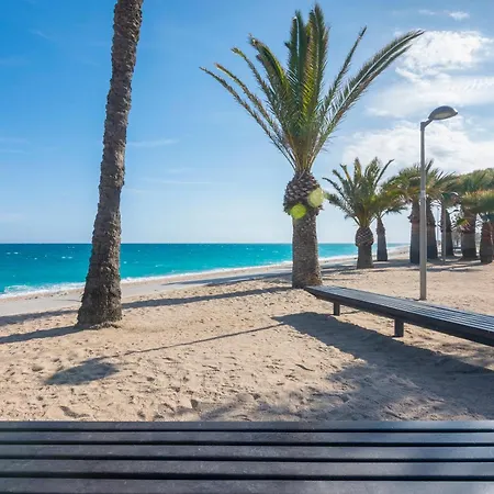 Homeholidaysrentals Frida Apartamento Pineda De Mar
