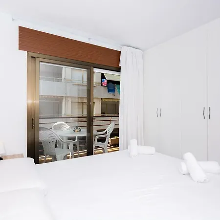 Apartamento Homeholidaysrentals Frida Pineda De Mar