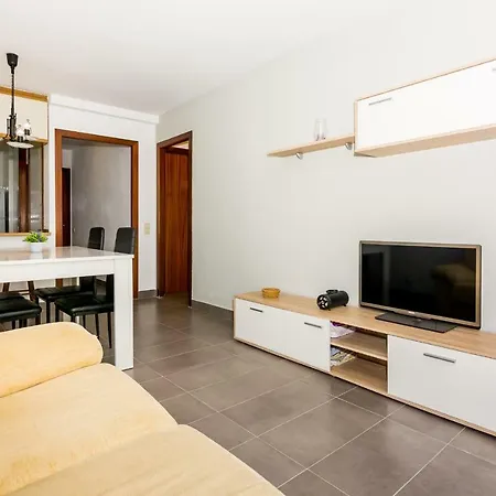 Apartamento Homeholidaysrentals Frida Pineda De Mar