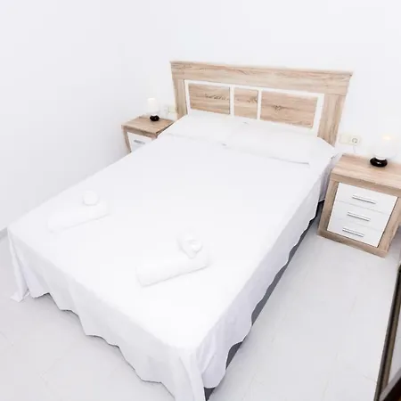 Apartamento Homeholidaysrentals Frida Pineda De Mar